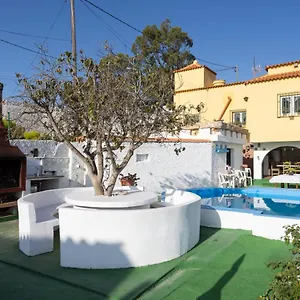 Mountain, Seaviews, And Pool Relax By Sunkeyrents , Fasnia España